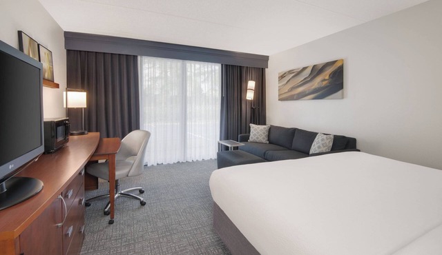 Courtyard By Marriott Augusta in Augusta