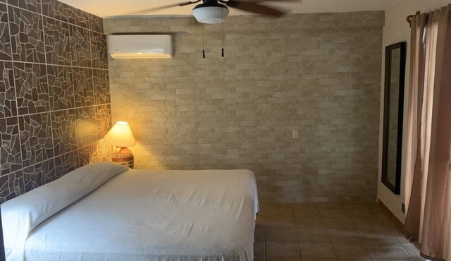 Cozy 1-bedroom apartment in beautiful Yelapa with AC in Yelapa
