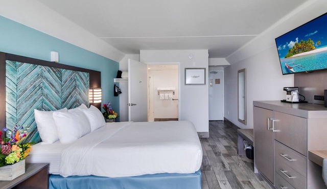 Crystal Coast Oceanfront Hotel in Atlantic Beach
