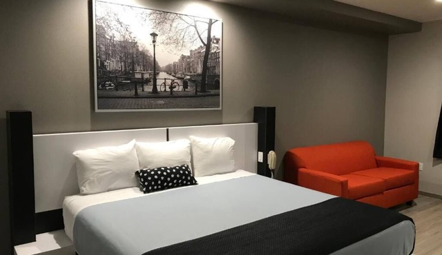 Crystal Inn in Houston