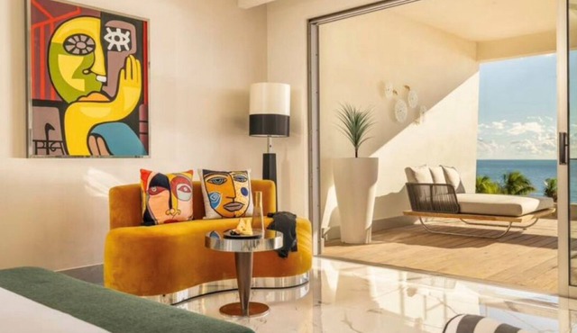 Delightful 1-bedroom corner suite north Puerto Vallarta in Puerto Vallarta