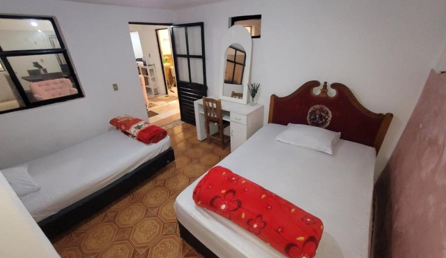 Dpto Cómodo Barrio Guadalupe Céntrico con Estac y FREE WIFI in San Cristóbal de Las Casas