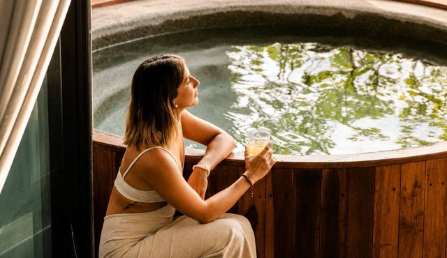 Exclusive Plunge Pool Villa Rooftop & Beach Access