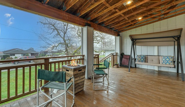Family-Friendly Winston Vacation Rental w/Deck! in Winston