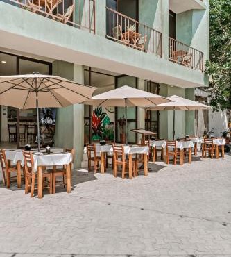 Florita 39 Boutique Hotel Breakfast & Beach Club Included