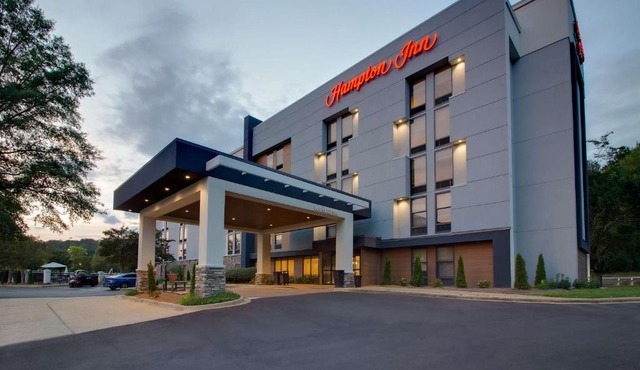 Hampton Inn Birmingham-Colonnade 280 in Birmingham