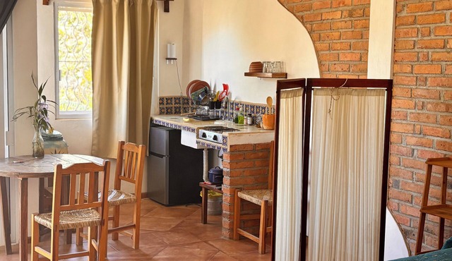 Harmonious "Brick" studio 100 meters from the sea in Chacala