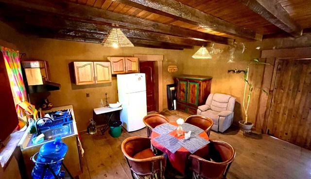 Hermosa cabaña 6 pax a 10 min Patzcuaro in Patzcuaro