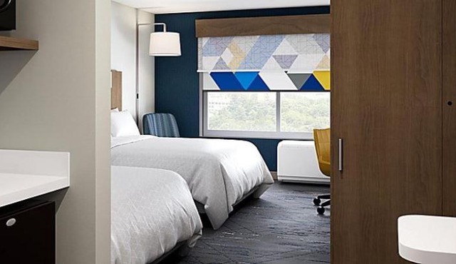Holiday Inn Express & Suites Dallas - Plano North by IHG in Plano