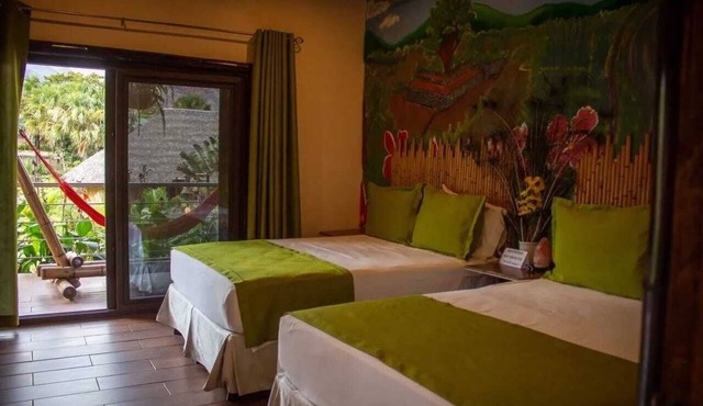 Hotel y Ecoturicentro La Vega in Teculutan
