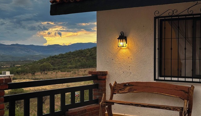 House in the countryside to rest, recharge energies and come back recharged. in Colomos