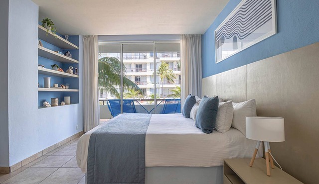 Ixchel Beach Hotel