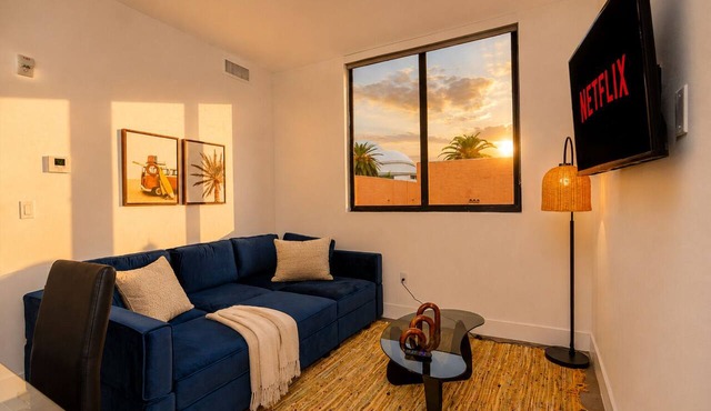 King Bed 2B/2Ba Oasis minutes to Brickell 6 guests in Miami