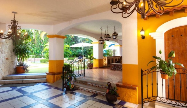 Los Arcos Suites in Puerto Vallarta
