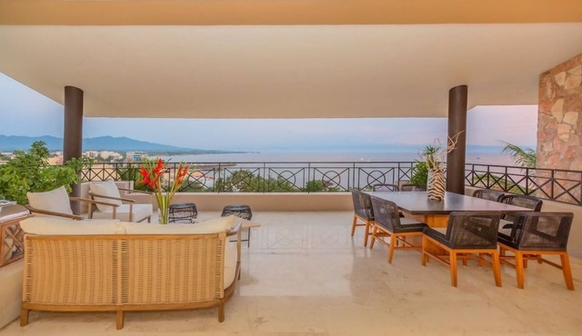 MAY DATES AVAILABLE - Ocean View Penthouse, HDM, Golf Cart & Housekeeper/Cook in Corral del Risco