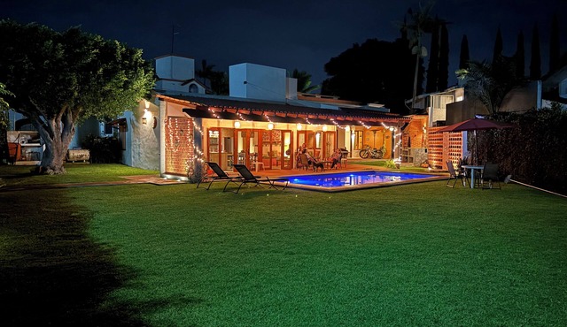 Casa en Lomas de Cocoyoc, Alberca, Pet friendly. in Fraccionamiento Lomas de Cocoyoc
