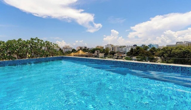 Ocean Boutique Condos