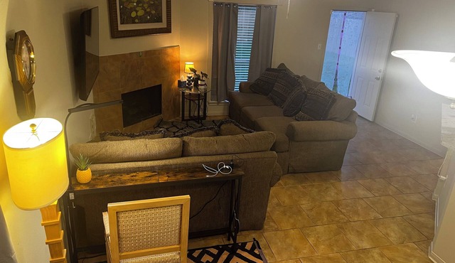 PRICELESS w/Charm/Comfort Pvt-10 on Richter: Peaceful 3-bdrm amenities,Pkg,WiF in Channelview