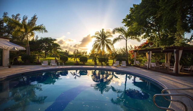 Private & spacious 2 bedroom apartment in Cancun.
