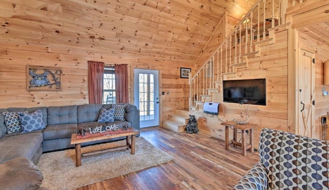 Quiet & Secluded Berea Cabin on 70-Acre Farm! in Berea
