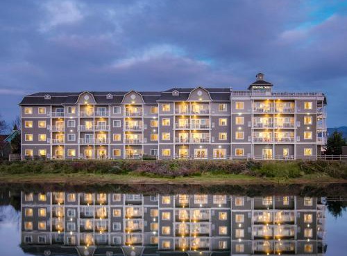 Rivertide Suites in Seaside