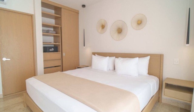Rooftop Infinity Pool & Caribbean Horizon! 2 Pet-friendly Units with Kitchen in Playa del Carmen