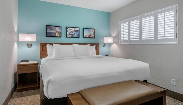 Seaside 1BR Suite | Free Parking | Free Breakfast | Onsite Pool | Pet Friendly in Jekyll Island