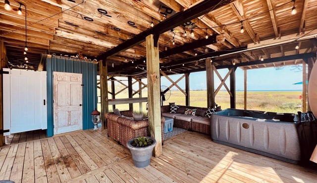 The Bungalow on Boggy Bay in Perry