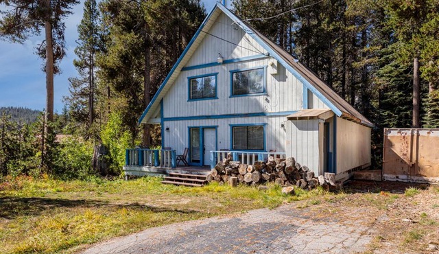 The GDF Skoien Cabin in Soda Springs