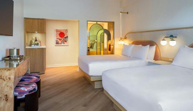 The Luce, St. Pete Beach, a Tribute Portfolio Hotel in St. Pete Beach