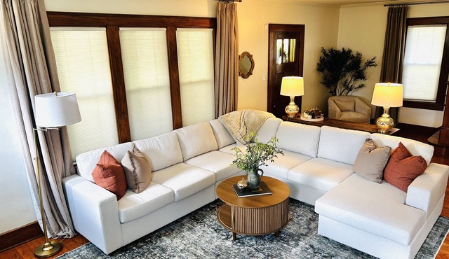The Mac House - Sleeps 10 in Springfield