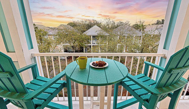 Walk 2 Beach | Newly Redesigned | Kid's Hang Out in Destin