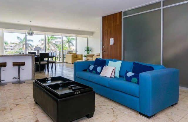 93 m² Condo ∙ 2 bedrooms ∙ 5 guests