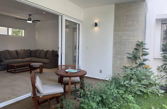Apartment ∙ 2 bedrooms ∙ 5 guests