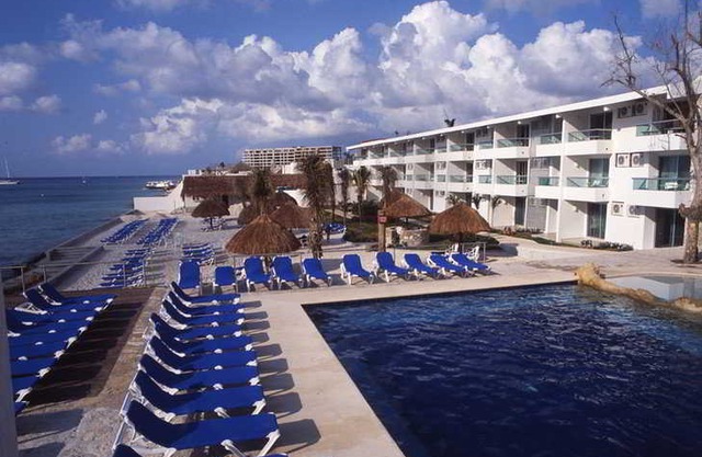 El Cid La Ceiba Beach