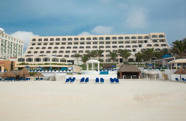 Golden Parnassus Resort & Spa - All Inclusive (Adults Only)