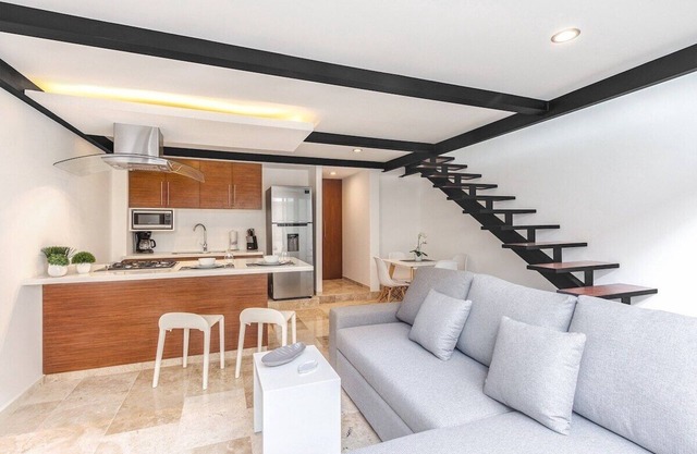 Trendy Loft | Private Pool | Rooftop Views & Sun