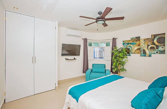 Turquoise Ocean Steps Away | Downtown | Block Away From Malecon | Pools