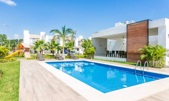 Cancun House | 140 m² House ∙ 4 bedrooms ∙ 7 guests