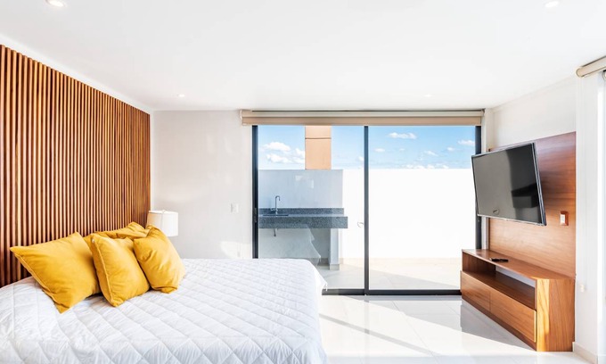 Ejidal Apartment | 204 m² Apartment ∙ 4 bedrooms ∙ 10 guests