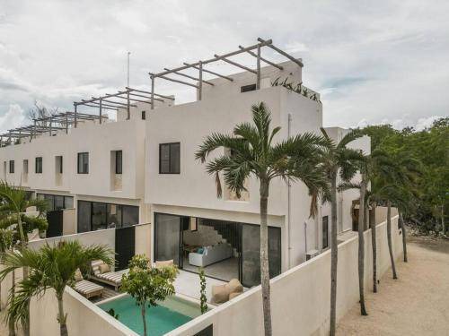 Tulum Villa | 232 m² Villa ∙ 3 bedrooms ∙ 12 guests