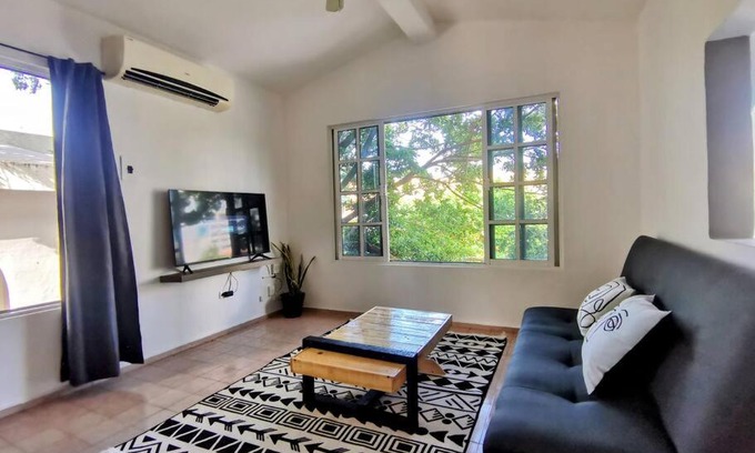 Downtown Cancun Apartment | 3 Bedrooms Queen Beds Appartement / Bonampak Ave.