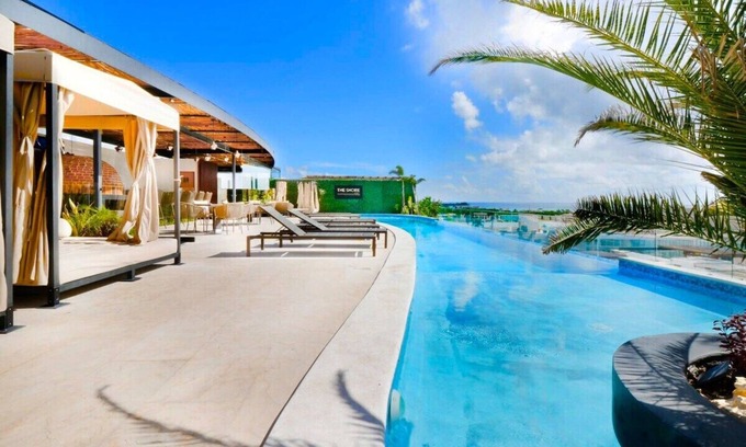 Zazil-ha Apartment | 3BR Penthouse, Private Pool, Rooftop & Sleeps 8!