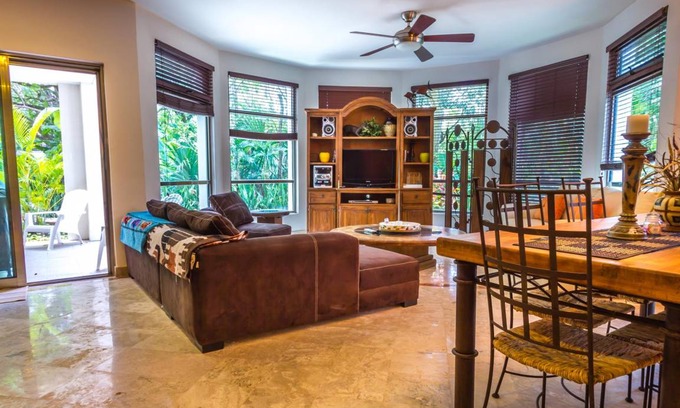 Playacar Condo | 93 m² Condo ∙ 2 bedrooms ∙ 5 guests
