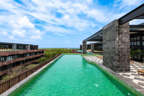 Playa Paraiso Apartment | Amira District C305