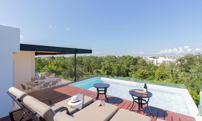 La Veleta House | BÄAK- PH7B-LUXURY Penthouse PRIVATE ROOFTOP POOL GYM