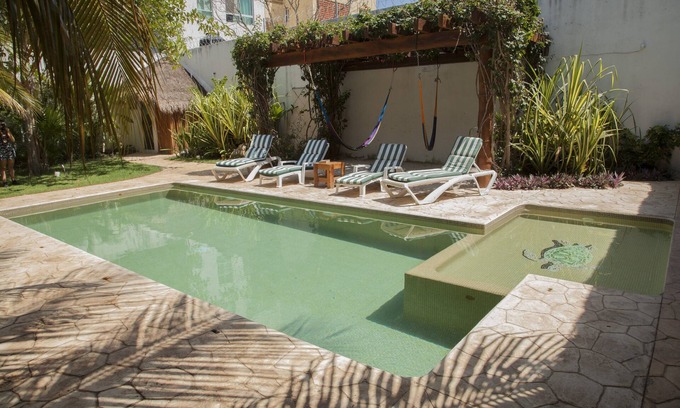 Ejidal House | Beautiful 6 BEDROOM Private Villa with garden, BBQ and pool, Playa del Carmen
