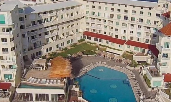 Zona Hotelera Apartment | Cancun Plaza Condo Ocean front