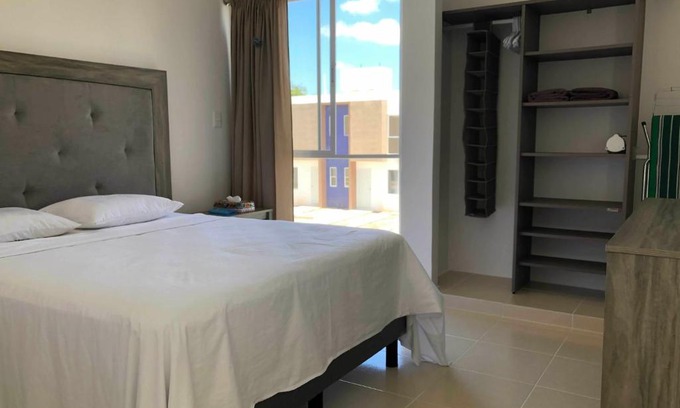 Cancun House | Casa limpia bonita dos plantas para 5 habitantes en Cancún