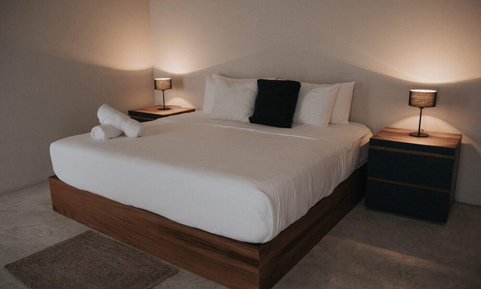 La Veleta Apartment | Casai | Jungle stay with swimming pool access in a secluded location
